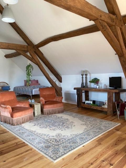Chambres D'Hotes Domaine Les Grands Perons Hérisson 外观 照片